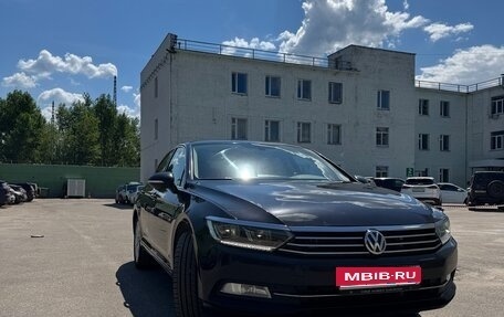 Volkswagen Passat B8 рестайлинг, 2017 год, 2 520 000 рублей, 2 фотография