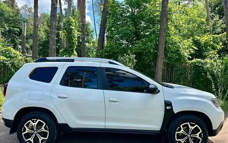 Renault Duster, 2021 год, 1 700 000 рублей, 2 фотография