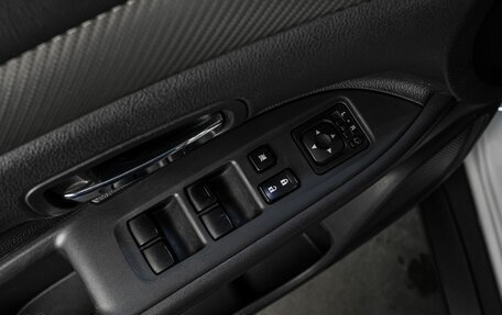 Mitsubishi Outlander III рестайлинг 3, 2012 год, 1 300 000 рублей, 11 фотография