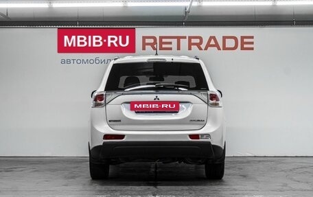 Mitsubishi Outlander III рестайлинг 3, 2012 год, 1 300 000 рублей, 6 фотография