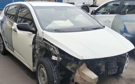 Hyundai Solaris II рестайлинг, 2016 год, 350 000 рублей, 3 фотография