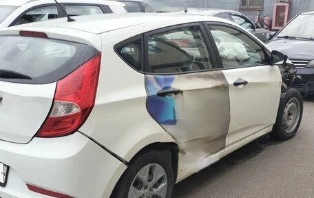 Hyundai Solaris II рестайлинг, 2016 год, 350 000 рублей, 5 фотография