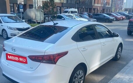Hyundai Solaris II рестайлинг, 2019 год, 990 000 рублей, 4 фотография