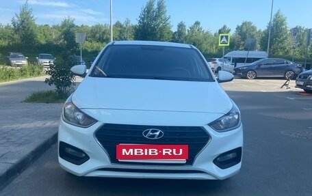 Hyundai Solaris II рестайлинг, 2019 год, 990 000 рублей, 5 фотография