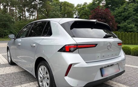 Opel Astra, 2023 год, 1 197 800 рублей, 4 фотография