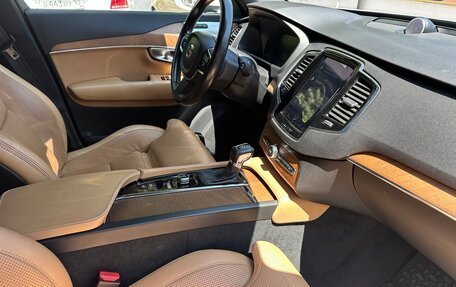 Volvo XC90 II рестайлинг, 2017 год, 3 330 000 рублей, 17 фотография