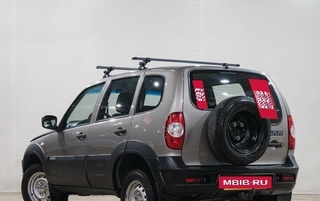 Chevrolet Niva I рестайлинг, 2018 год, 559 000 рублей, 5 фотография