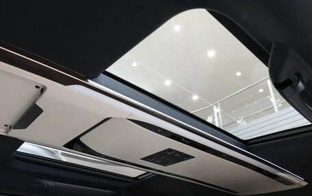 Toyota Alphard, 2026 год, 13 646 850 рублей, 14 фотография