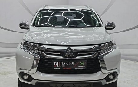 Mitsubishi Pajero Sport III рестайлинг, 2018 год, 3 419 000 рублей, 2 фотография