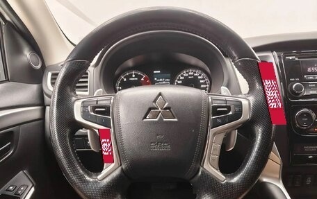 Mitsubishi Pajero Sport III рестайлинг, 2018 год, 3 419 000 рублей, 11 фотография