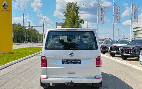 Volkswagen Caravelle T6 рестайлинг, 2018 год, 2 990 000 рублей, 10 фотография