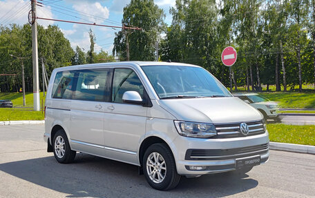 Volkswagen Caravelle T6 рестайлинг, 2018 год, 2 990 000 рублей, 7 фотография
