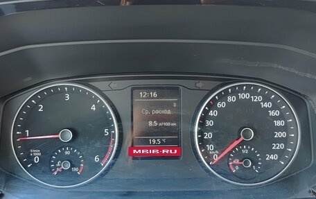 Volkswagen Caravelle T6 рестайлинг, 2018 год, 2 990 000 рублей, 17 фотография