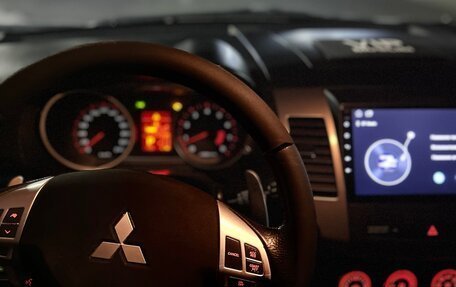 Mitsubishi Outlander III рестайлинг 3, 2007 год, 780 000 рублей, 8 фотография