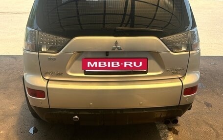 Mitsubishi Outlander III рестайлинг 3, 2007 год, 780 000 рублей, 5 фотография