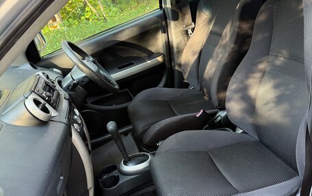 Toyota Ist II, 2004 год, 315 000 рублей, 11 фотография