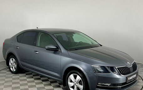 Skoda Octavia, 2018 год, 1 890 000 рублей, 4 фотография