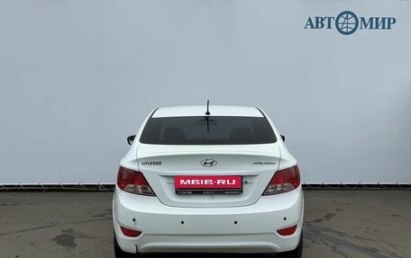 Hyundai Solaris II рестайлинг, 2013 год, 872 300 рублей, 7 фотография
