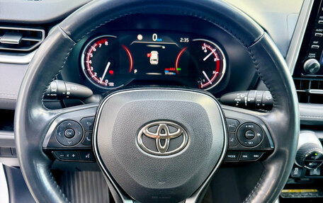 Toyota RAV4, 2020 год, 3 400 000 рублей, 16 фотография