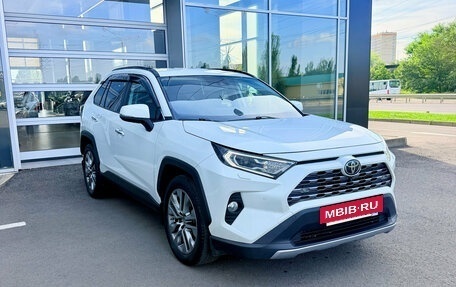 Toyota RAV4, 2020 год, 3 400 000 рублей, 3 фотография