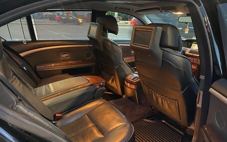 BMW 7 серия, 2003 год, 1 350 000 рублей, 16 фотография