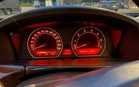 BMW 7 серия, 2003 год, 1 350 000 рублей, 27 фотография
