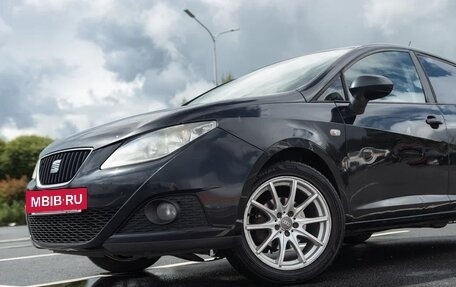 SEAT Ibiza IV рестайлинг 2, 2012 год, 570 000 рублей, 21 фотография