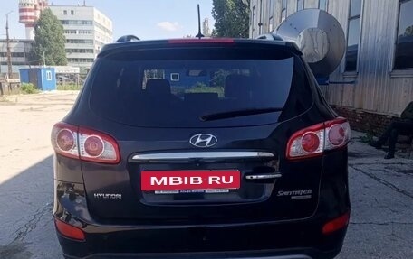 Hyundai Santa Fe III рестайлинг, 2012 год, 900 000 рублей, 4 фотография