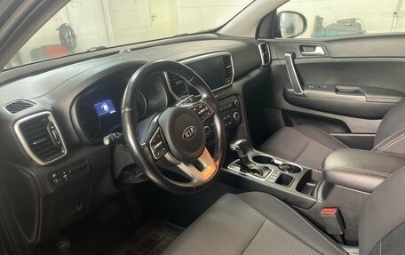 KIA Sportage IV рестайлинг, 2021 год, 2 499 000 рублей, 3 фотография