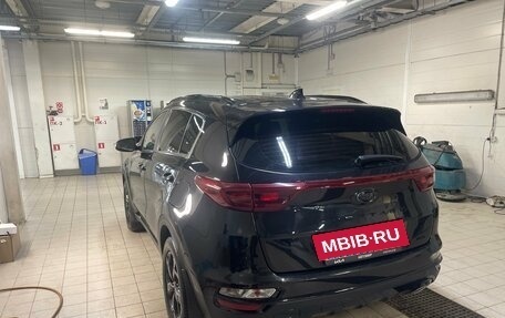 KIA Sportage IV рестайлинг, 2021 год, 2 499 000 рублей, 4 фотография