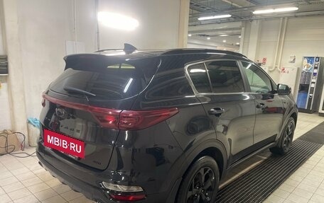 KIA Sportage IV рестайлинг, 2021 год, 2 499 000 рублей, 5 фотография