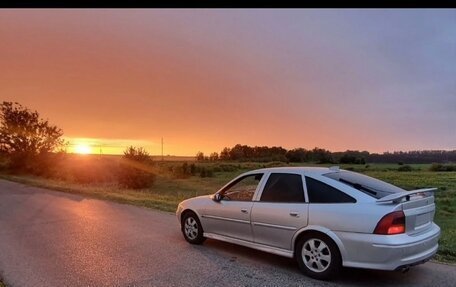 Opel Vectra B рестайлинг, 2001 год, 230 000 рублей, 17 фотография