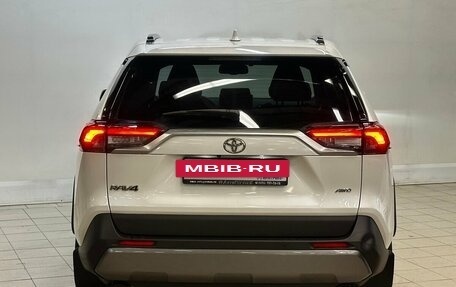 Toyota RAV4, 2020 год, 3 650 000 рублей, 3 фотография