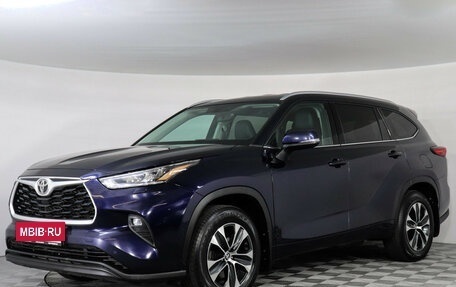 Toyota Highlander, 2021 год, 4 897 000 рублей, 2 фотография
