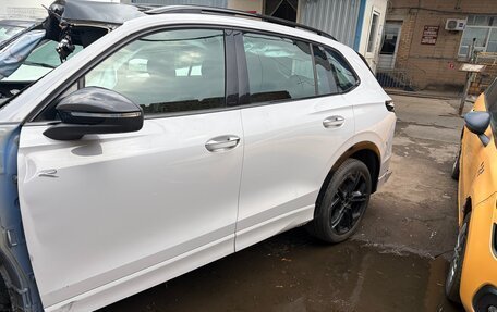 Volkswagen Tiguan, 2024 год, 1 350 000 рублей, 2 фотография