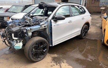 Volkswagen Tiguan, 2024 год, 1 350 000 рублей, 3 фотография
