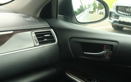 Toyota Camry, 2016 год, 1 930 000 рублей, 13 фотография