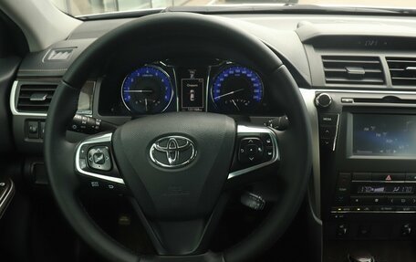 Toyota Camry, 2016 год, 1 930 000 рублей, 12 фотография