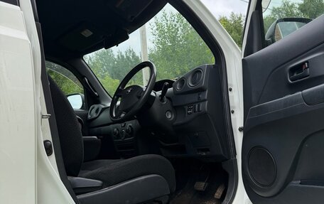 Toyota bB II рестайлинг, 2006 год, 570 000 рублей, 9 фотография