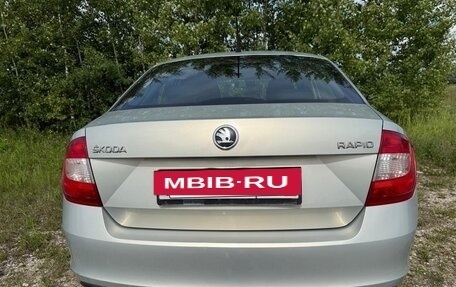 Skoda Rapid I, 2014 год, 850 000 рублей, 5 фотография