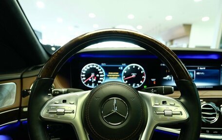 Mercedes-Benz Maybach S-Класс, 2019 год, 8 000 000 рублей, 28 фотография