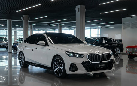 BMW 5 серия, 2024 год, 7 850 000 рублей, 2 фотография