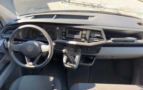 Volkswagen Transporter T6 рестайлинг, 2022 год, 3 200 000 рублей, 13 фотография