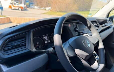 Volkswagen Transporter T6 рестайлинг, 2022 год, 3 200 000 рублей, 14 фотография