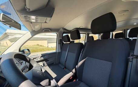 Volkswagen Transporter T6 рестайлинг, 2022 год, 3 200 000 рублей, 12 фотография
