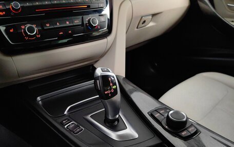 BMW 3 серия, 2016 год, 2 250 000 рублей, 16 фотография