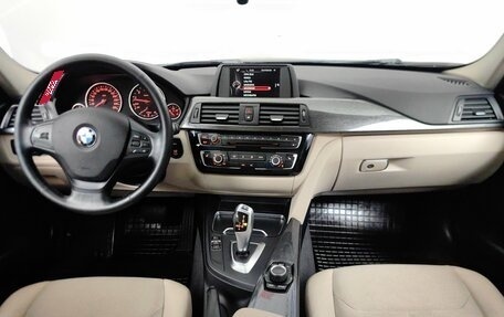 BMW 3 серия, 2016 год, 2 250 000 рублей, 12 фотография