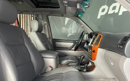 Toyota Land Cruiser 100 рестайлинг 2, 2006 год, 2 655 000 рублей, 11 фотография