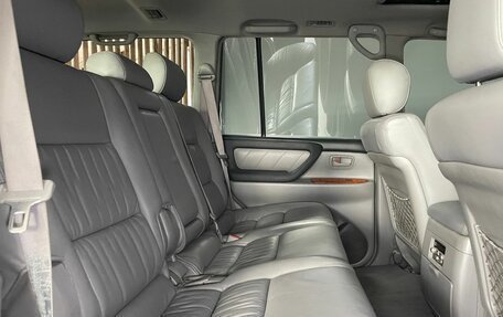 Toyota Land Cruiser 100 рестайлинг 2, 2006 год, 2 655 000 рублей, 14 фотография