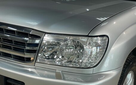 Toyota Land Cruiser 100 рестайлинг 2, 2006 год, 2 655 000 рублей, 20 фотография